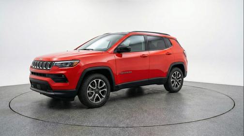 Red Hot Pearlcoat 2025 Jeep Compass Trailhawk