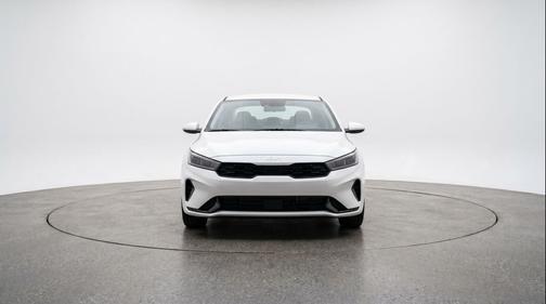 Snow White Pearl 2025 Kia K4 LXS