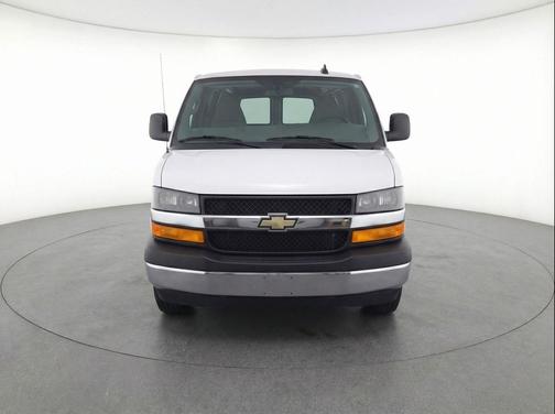Summit White 2025 Chevrolet Express 3500 RWD 3500 Extended Wheelbase LT