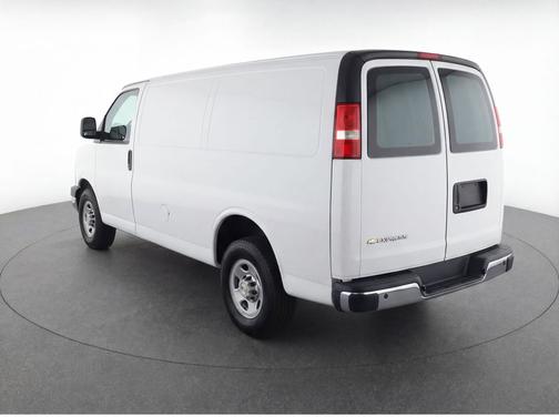 Summit White 2025 Chevrolet Express 3500 RWD 3500 Extended Wheelbase LT