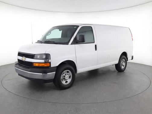Summit White 2025 Chevrolet Express 3500 RWD 3500 Extended Wheelbase LT