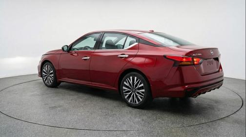 Scarlet Ember Tintcoat 2025 Nissan Altima SV FWD