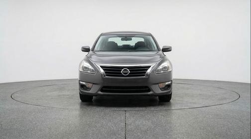 Gun Metallic 2025 Nissan Altima SV FWD