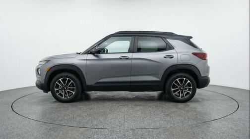 Sterling Gray Metallic 2025 Chevrolet Trailblazer LT