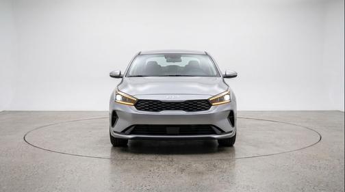Steel Gray 2025 Kia K4 LXS