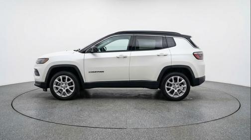 Bright White Clearcoat 2025 Jeep Compass Limited