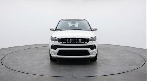 Bright White Clearcoat 2025 Jeep Compass Limited