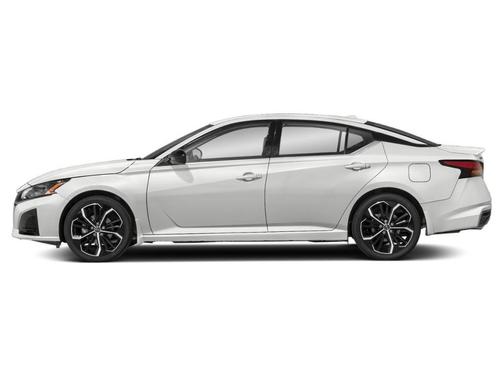 Pearl White Tricoat 2024 Nissan Altima SR FWD