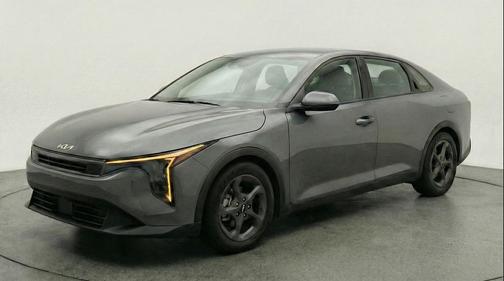 Interstellar Gray 2025 Kia K4 LXS