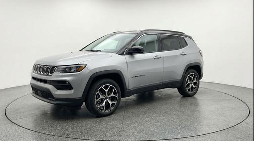 Silver Zynith Metallic Clearcoat 2025 Jeep Compass Limited