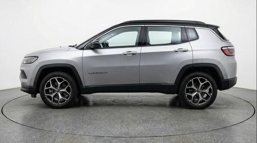 Silver Zynith Metallic Clearcoat 2025 Jeep Compass Limited
