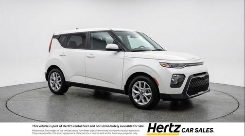 Snow White Pearl 2025 Kia Soul LX