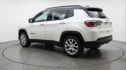 Bright White Clearcoat 2025 Jeep Compass Limited