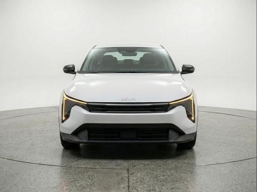 Snow White Pearl 2025 Kia K4 LXS
