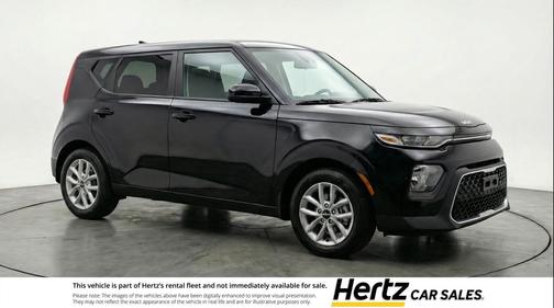 Fusion Black 2025 Kia Soul LX