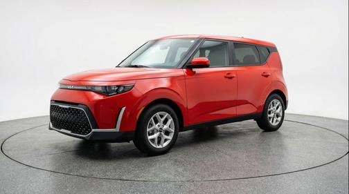 Inferno Red 2025 Kia Soul LX