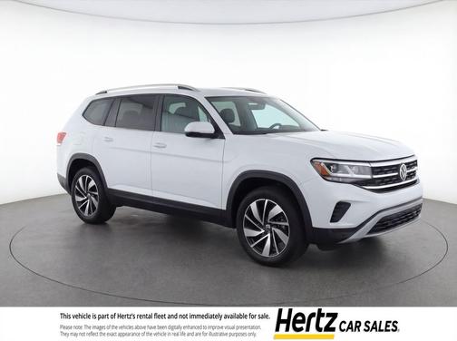 Pure White 2025 Volkswagen Atlas 2.0T SE w/Technology 4MOTION
