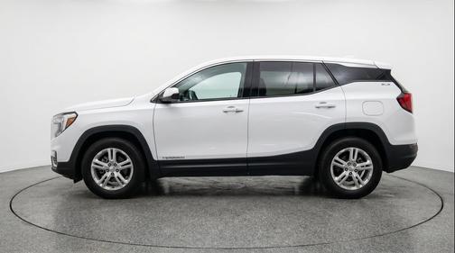 Summit White 2024 GMC Terrain SLE