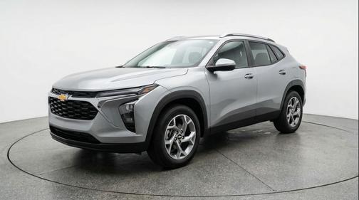 Sterling Gray Metallic 2025 Chevrolet Trax LT
