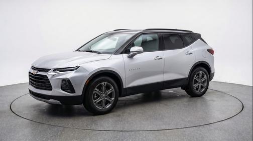 Sterling Gray Metallic 2025 Chevrolet Blazer 2LT