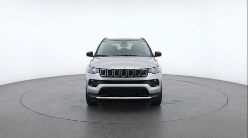 Silver Zynith Metallic Clearcoat 2025 Jeep Compass Limited