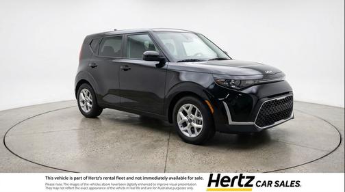 Fusion Black 2025 Kia Soul LX