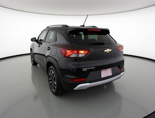 Mosaic Black Metallic 2025 Chevrolet Trailblazer LT