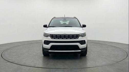 Bright White Clearcoat 2025 Jeep Compass Trailhawk
