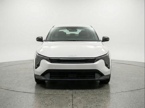 Snow White Pearl 2025 Kia K4 LXS