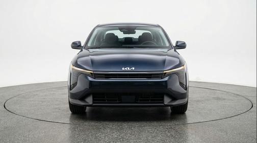 Interstellar Gray 2025 Kia K4 LXS