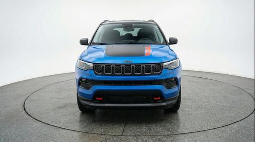 Hydro Blue Pearlcoat 2025 Jeep Compass Trailhawk