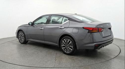 Gun Metallic 2025 Nissan Altima SV FWD