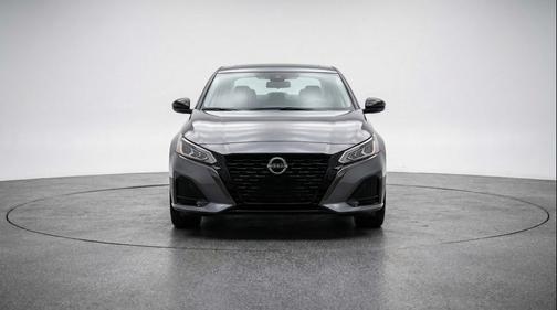 Gun Metallic 2025 Nissan Altima SV FWD