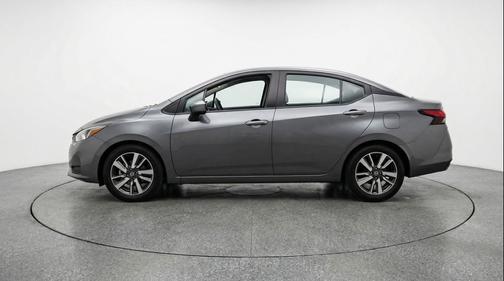 Gun Metallic 2025 Nissan Versa 1.6 SV