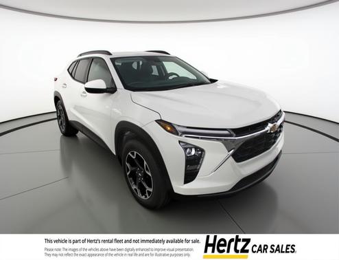 Summit White 2025 Chevrolet Trax LT