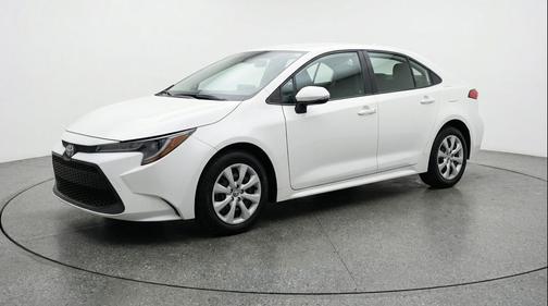 Ice Cap 2025 Toyota Corolla LE