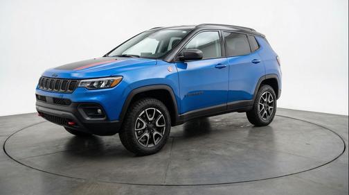 Hydro Blue Pearlcoat 2025 Jeep Compass Trailhawk