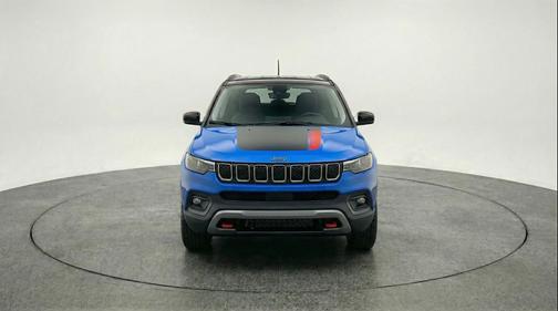 Hydro Blue Pearlcoat 2025 Jeep Compass Trailhawk