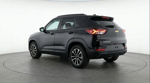 Mosaic Black Metallic 2025 Chevrolet Trailblazer LT