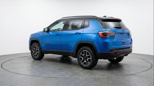 Hydro Blue Pearlcoat 2025 Jeep Compass Trailhawk