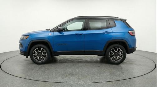 Hydro Blue Pearlcoat 2025 Jeep Compass Trailhawk