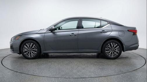Gun Metallic 2025 Nissan Altima SV FWD