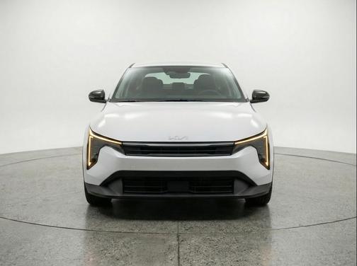 Snow White Pearl 2025 Kia K4 LXS