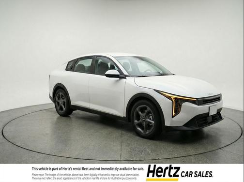 Snow White Pearl 2025 Kia K4 LXS