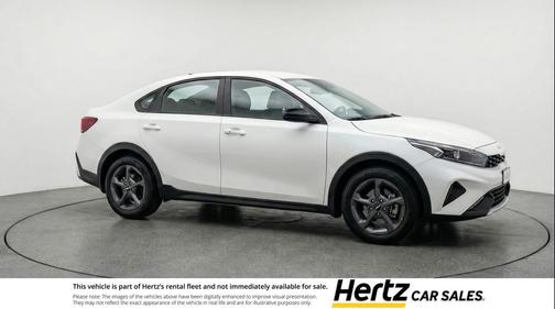 Snow White Pearl 2025 Kia K4 LXS