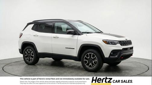 Bright White Clearcoat 2025 Jeep Compass Trailhawk