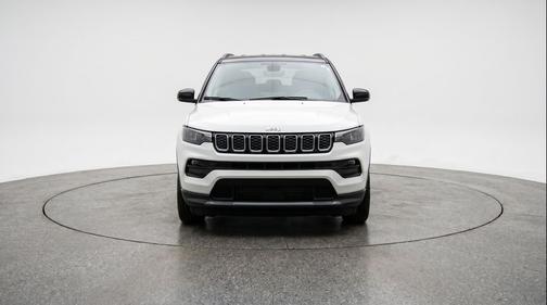 Bright White Clearcoat 2025 Jeep Compass Limited