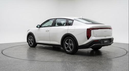 Snow White Pearl 2025 Kia K4 LXS