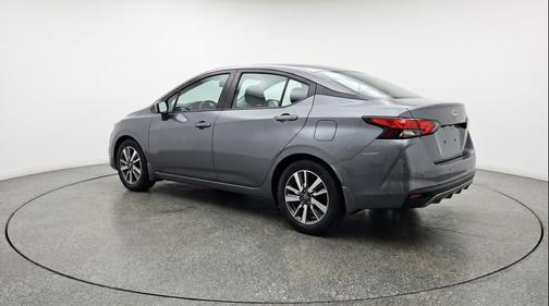 Gun Metallic 2025 Nissan Versa 1.6 SV