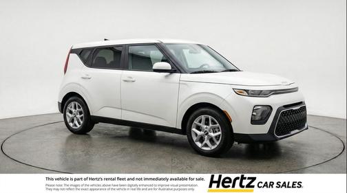 Snow White Pearl 2025 Kia Soul LX
